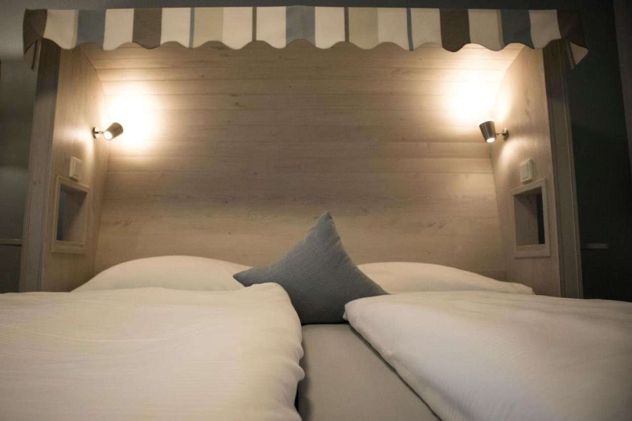 טוסנס Hotel Am Friesenstrand מראה חיצוני תמונה
